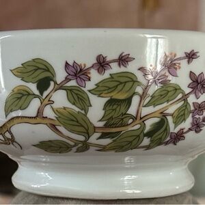 Traditions CNP porcelain bowl